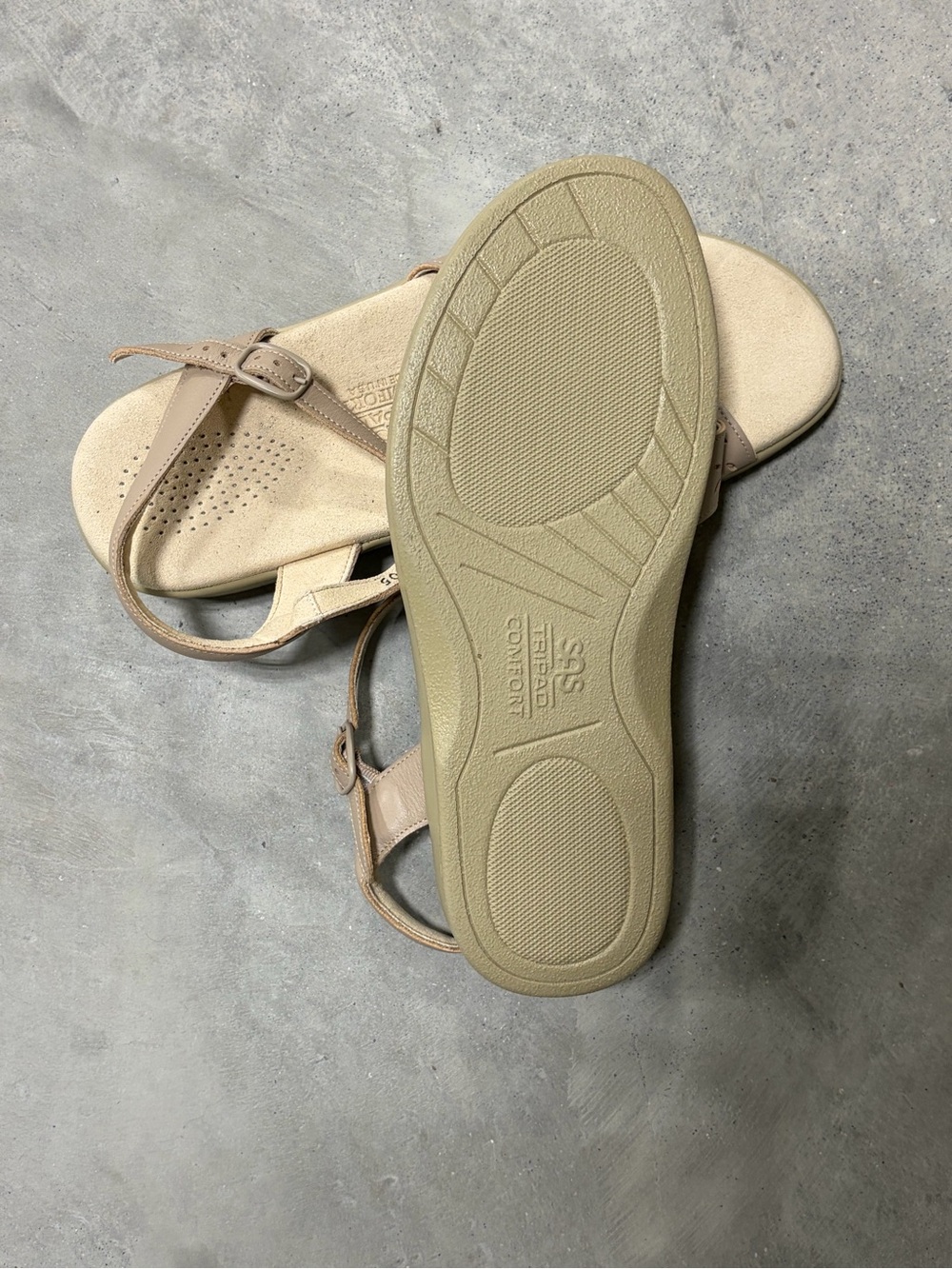 SAS Tripad Comfort Adjustable Laser Cut Sandals Flats White Size 7.5 Wide Nice - Picture 4 of 5